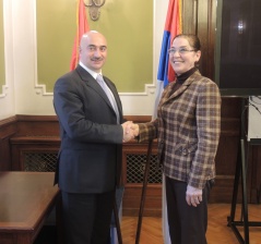 28 November 2013 The Head of the Parliamentary Friendship Group and the Charge d’Affaires at the Embassy of the Bolivarian Republic of Venezuela in Serbia